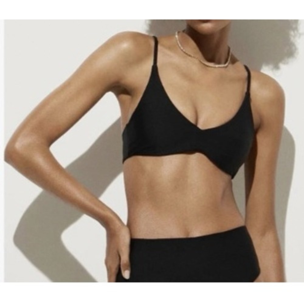 J.Crew Lana Bikini Top Size Medium in Classic Sculpt Black Adjustable Straps